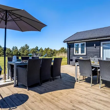 Danika - 1-5km From The Sea By Interhome