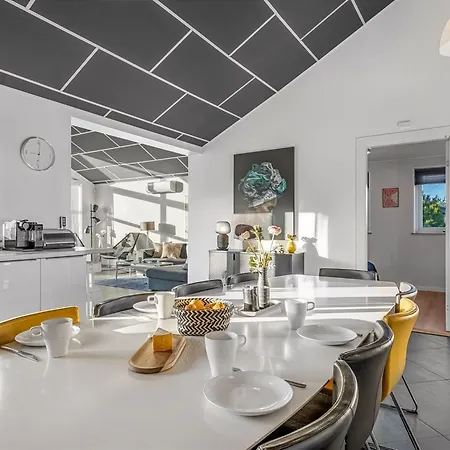 Danika - 1-5km From The Sea By Interhome Bøtø By