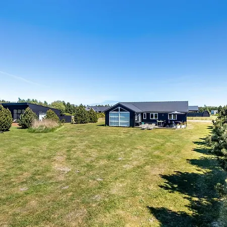 Danika - 1-5km From The Sea By Interhome Bøtø By